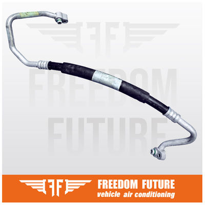 좋은 가격 3C0820721R 10-14 CC 2.0T 자동차 에어컨 호스 폭스바겐 자동차 AC 호스 파이프 온라인으로